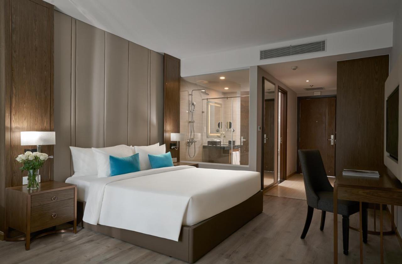 Capital Beachfront Нячанг Екстер'єр фото