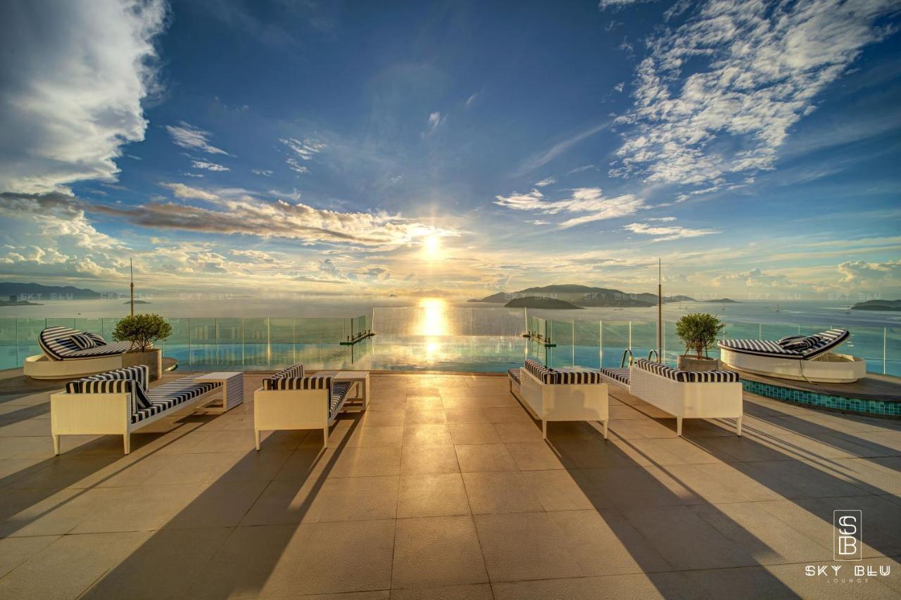 Capital Beachfront Нячанг Екстер'єр фото