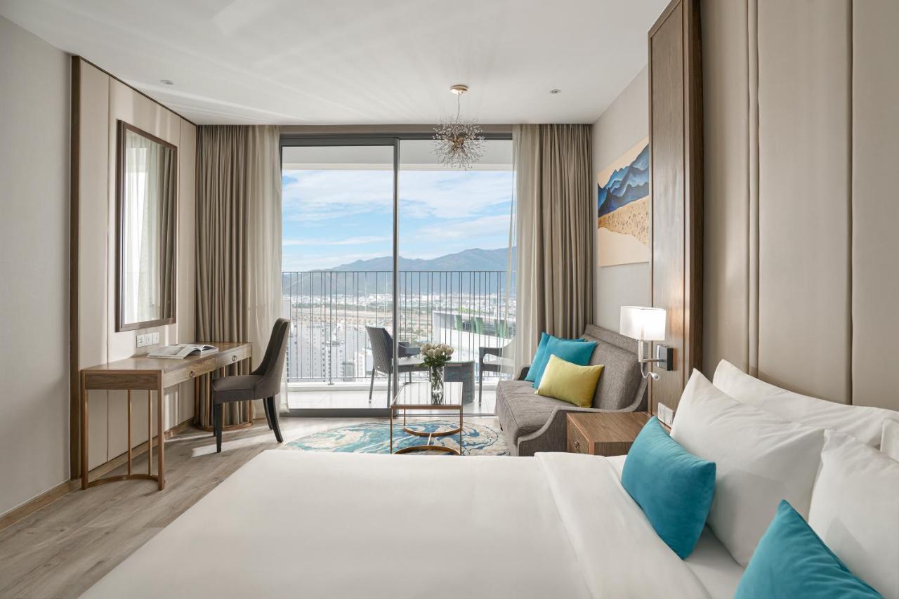 Capital Beachfront Нячанг Екстер'єр фото